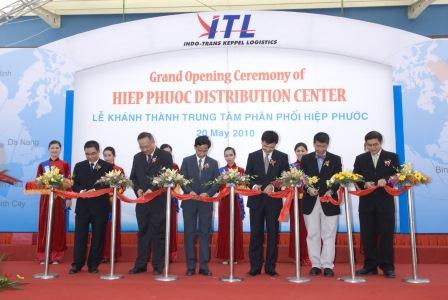 Ribbon_cutting_at__opening_ceremony_of_Hiep_Phuoc_DC